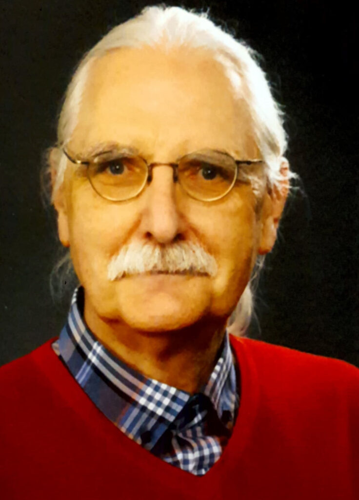 Porträtfoto Helmut Hahn